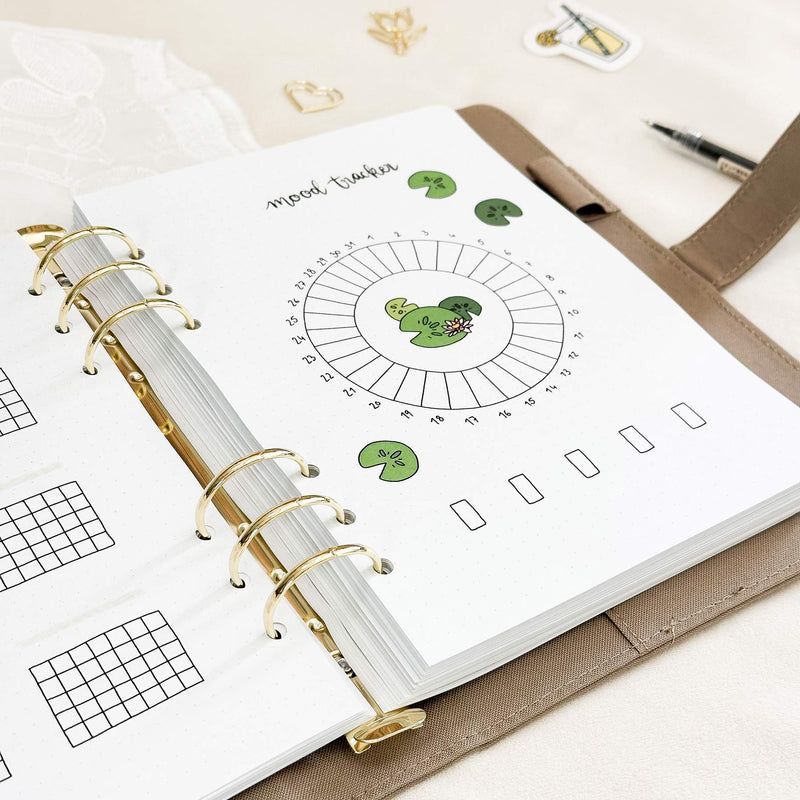 March - Water lilies theme - Monthly Planner Undated - 16 hand-drawn pages