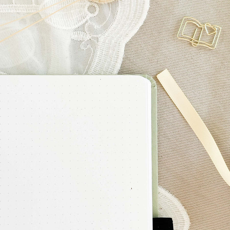 Dotted notebook - 176 pages - 100% recycled paper - Light Green