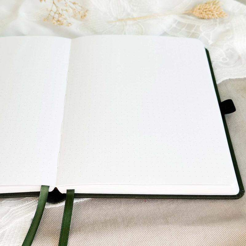 Dotted notebook - 176 pages - 100% recycled paper - Olive