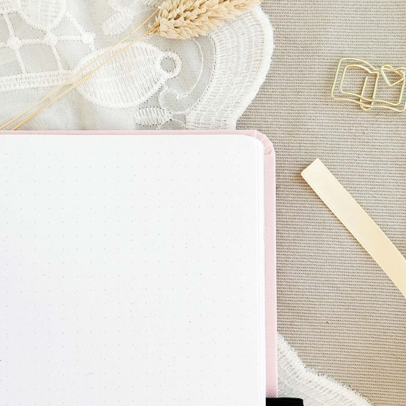 Dotted notebook - 176 pages - 100% recycled paper - Rose