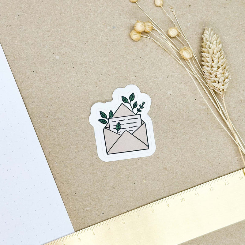 Hand-drawn sticker - Letter with plants - Size M